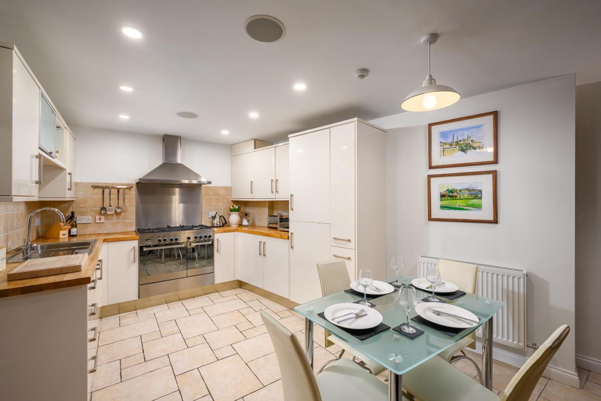 Stylish & Central 2Br Stockbridge Gem Edinburgh Exterior photo